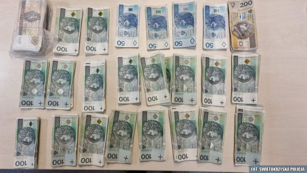Kilogramy narkotyków znalezione u mieszkańca powiatu koneckiego [zdjęcia]