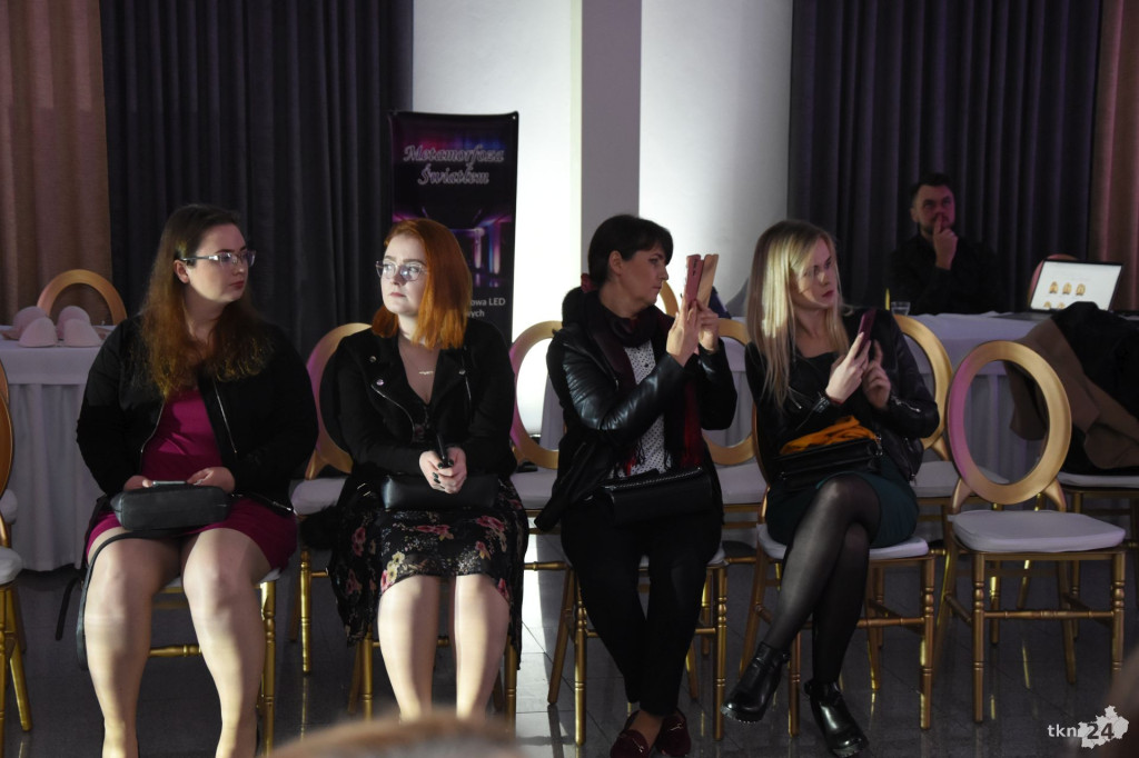 Klimatyczny pokaz mody ślubnej Salonu Sophia w Sielpi [wideo, zdjęcia]