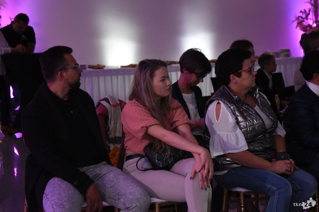 Klimatyczny pokaz mody ślubnej Salonu Sophia w Sielpi [wideo, zdjęcia]