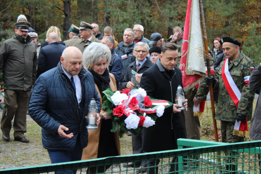 Pamiętano o walczących na Ziemi Niekłańskiej [zdjęcia]