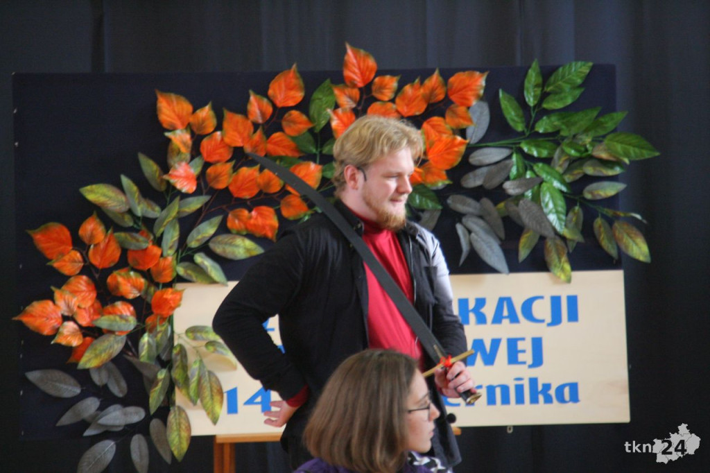 Powiat uhonorował nauczycieli z okazji święta edukacji [wideo, zdjęcia]