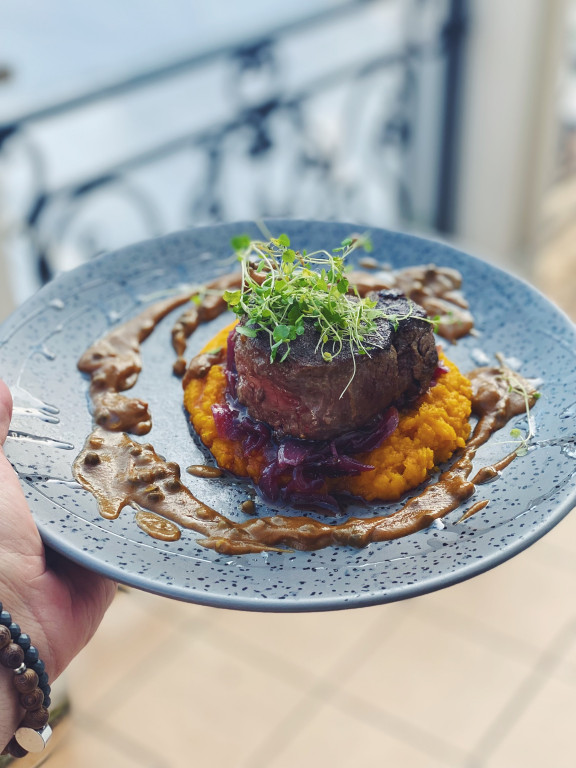 Restauracja Prowincja w Dworze Zbożenna zaprasza do poznania jej smaków [zdjęcia]