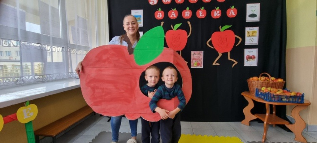 Apple Day w przedszkolu w Stąporkowie [zdjęcia]