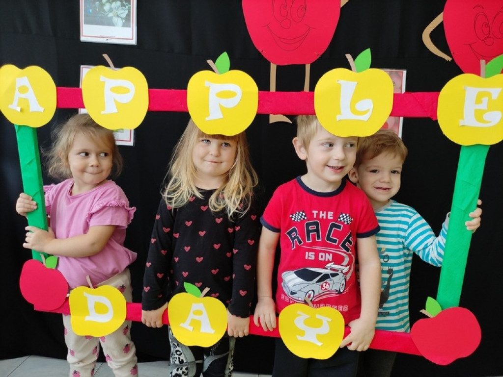 Apple Day w przedszkolu w Stąporkowie [zdjęcia]