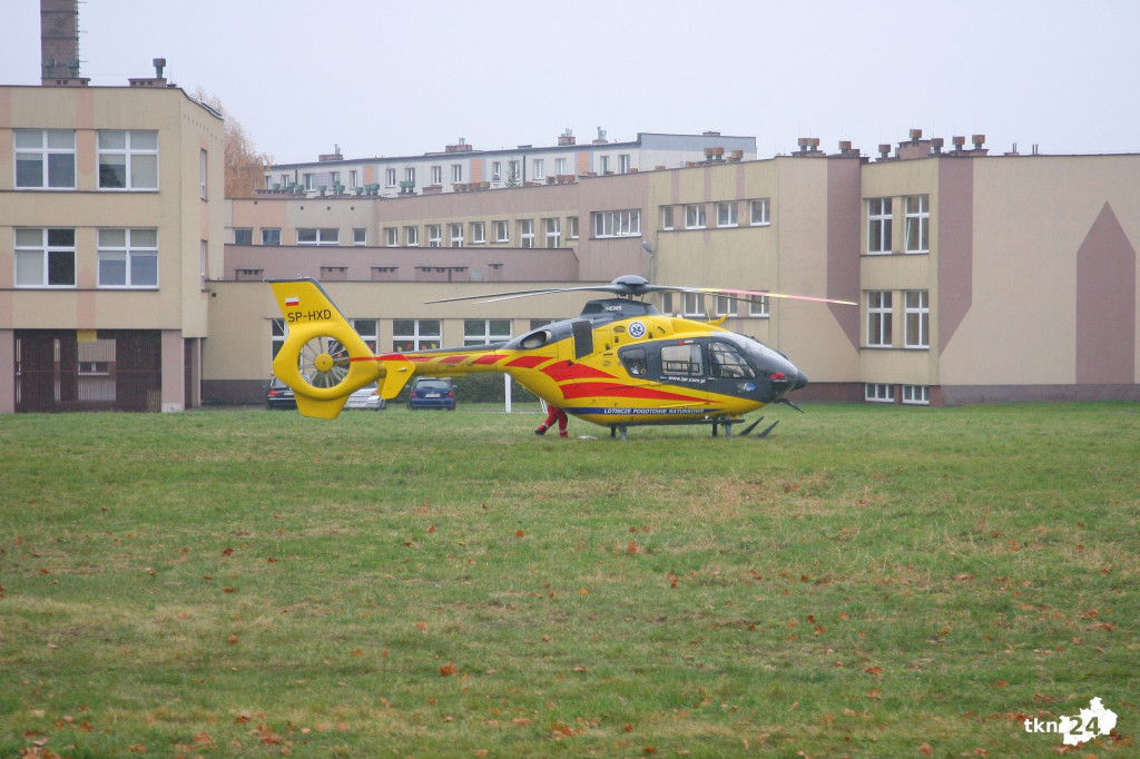 Wypadek na budowie. Mężczyzna jest w stanie ciężkim [zdjęcia]