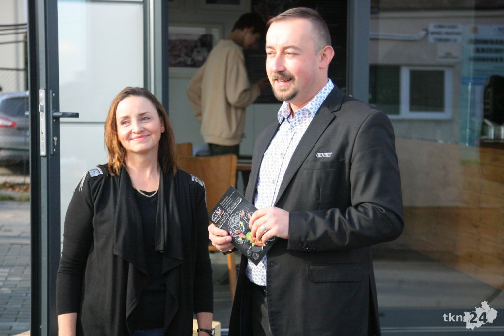 2w1 już działa na Targowicy Miejskiej! [wideo, zdjęcia, MENU]