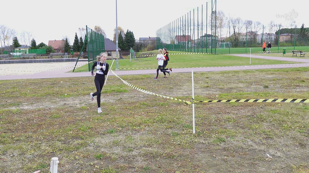 Biegacze z dwóch województw spotkali się na stadionie OSiR [wideo, zdjęcia]