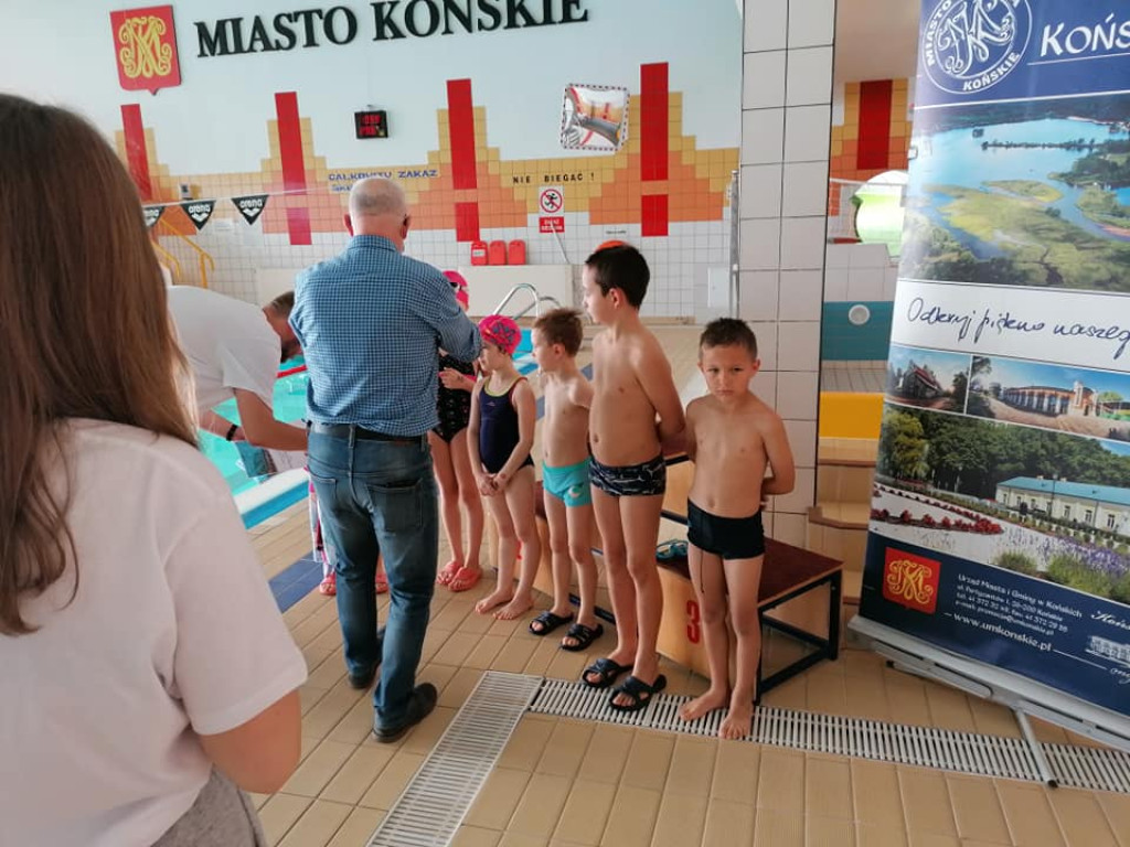 Pływali o Mistrzostwo Końskich [wideo, zdjęcia]