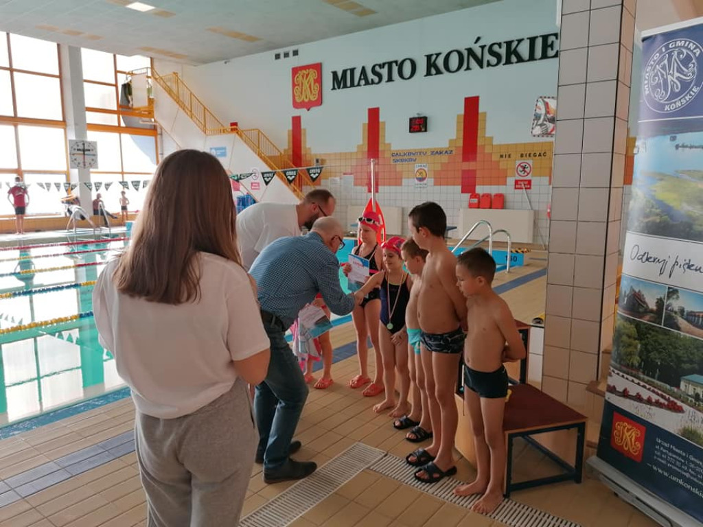 Pływali o Mistrzostwo Końskich [wideo, zdjęcia]