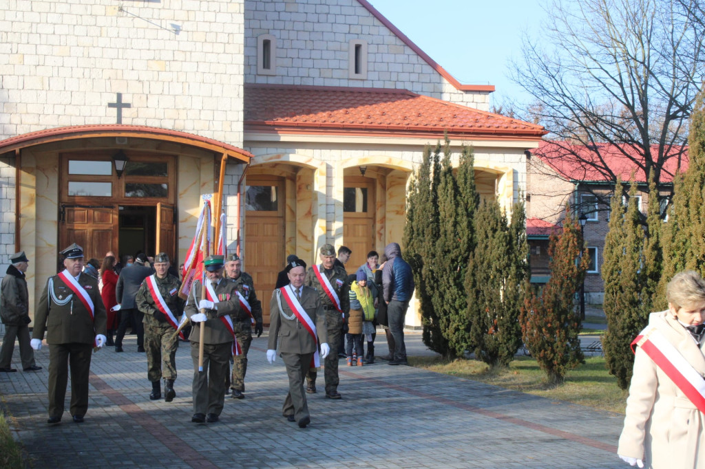 Stąporkowianie uczcili 103. rocznicę Odzyskania przez Polskę Niepodległości [fotorelacja]
