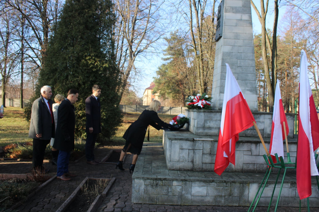 Stąporkowianie uczcili 103. rocznicę Odzyskania przez Polskę Niepodległości [fotorelacja]