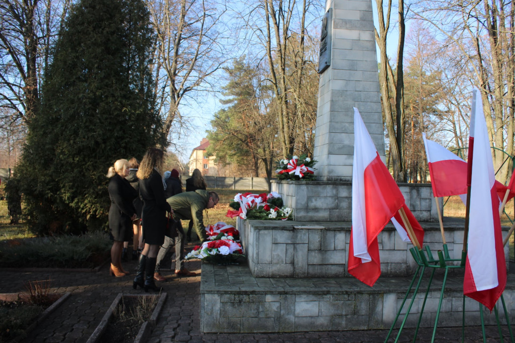 Stąporkowianie uczcili 103. rocznicę Odzyskania przez Polskę Niepodległości [fotorelacja]
