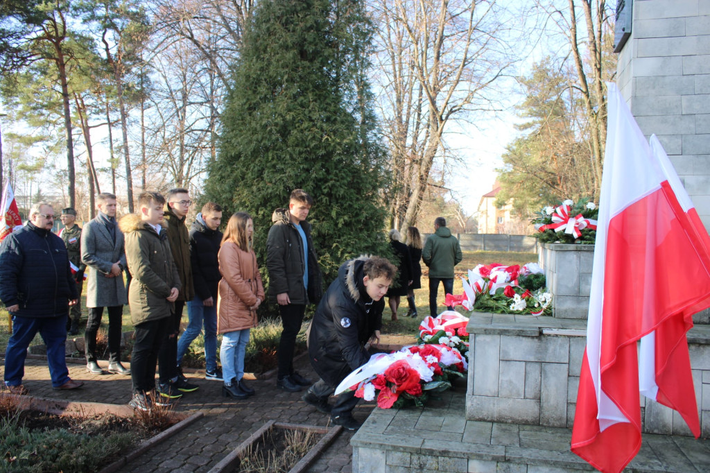 Stąporkowianie uczcili 103. rocznicę Odzyskania przez Polskę Niepodległości [fotorelacja]