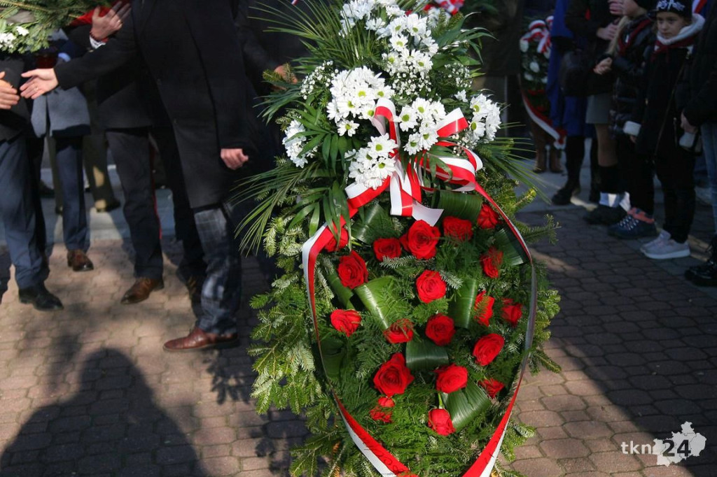 WIDEO: Końskie radują się w rocznicę odzyskania niepodległości