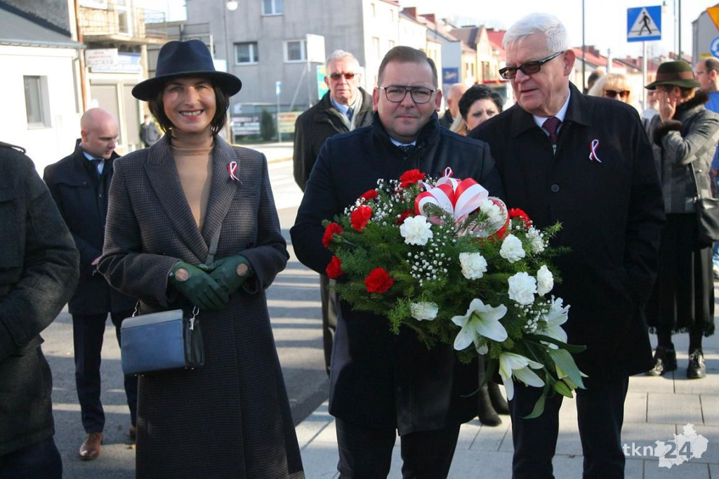 WIDEO: Końskie radują się w rocznicę odzyskania niepodległości