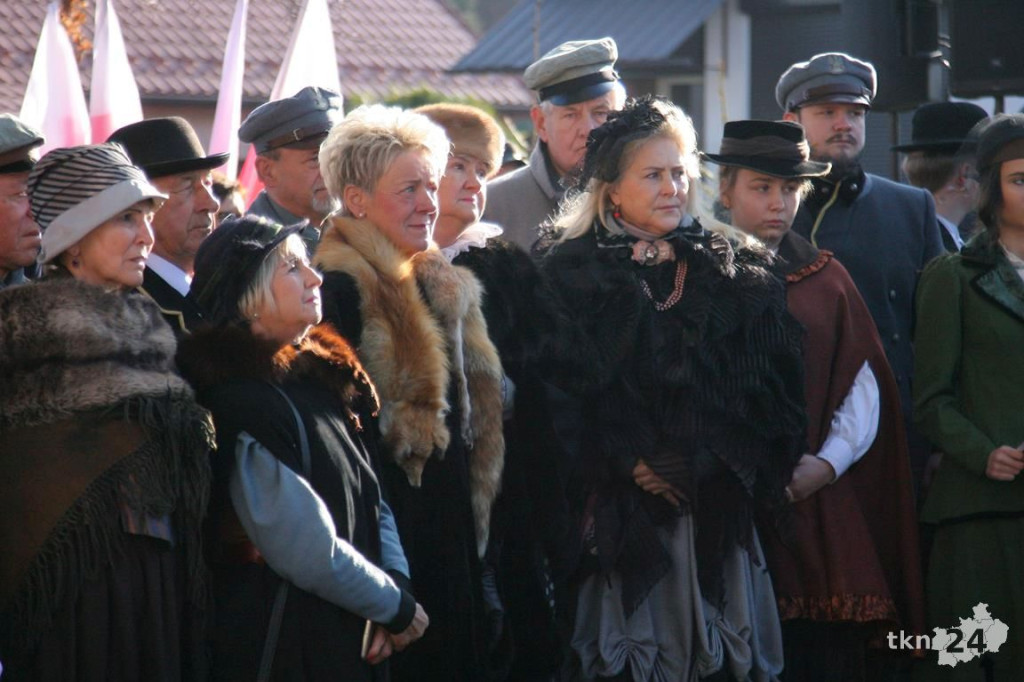 WIDEO: Końskie radują się w rocznicę odzyskania niepodległości