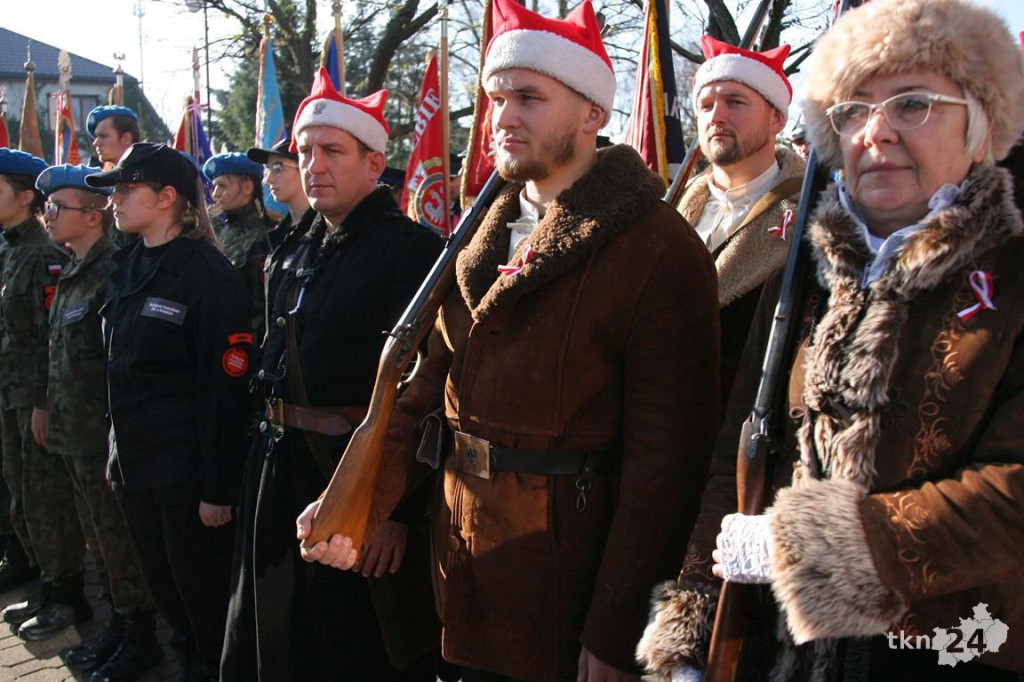 WIDEO: Końskie radują się w rocznicę odzyskania niepodległości