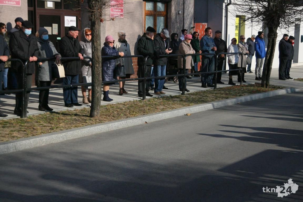 WIDEO: Końskie radują się w rocznicę odzyskania niepodległości