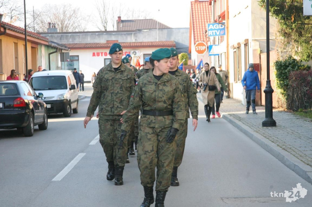WIDEO: Końskie radują się w rocznicę odzyskania niepodległości