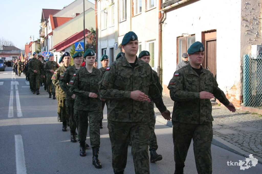 WIDEO: Końskie radują się w rocznicę odzyskania niepodległości