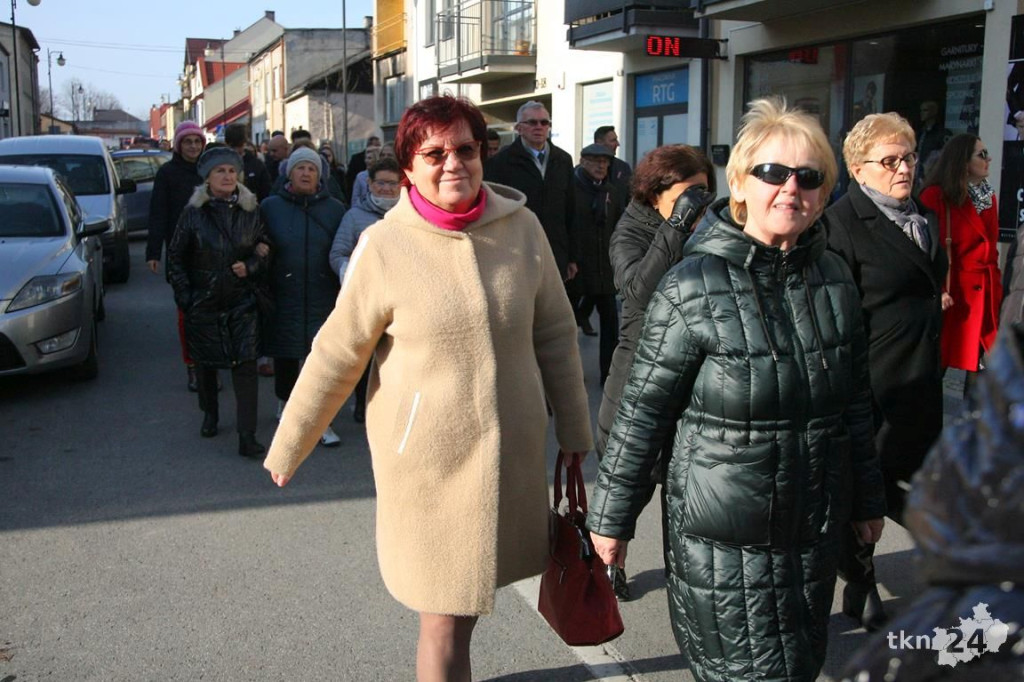 WIDEO: Końskie radują się w rocznicę odzyskania niepodległości