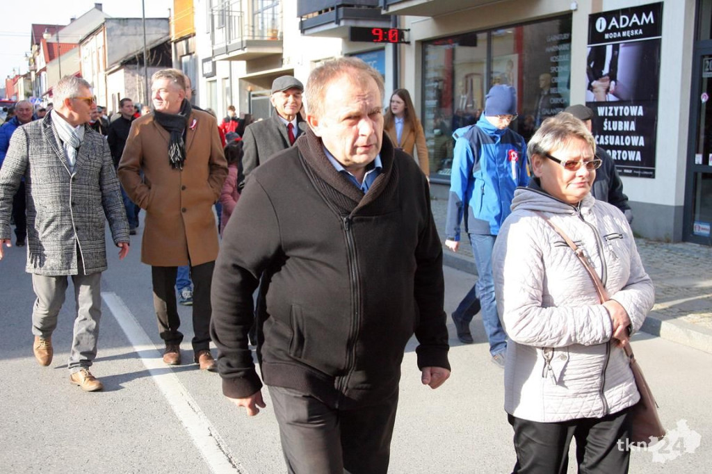 WIDEO: Końskie radują się w rocznicę odzyskania niepodległości