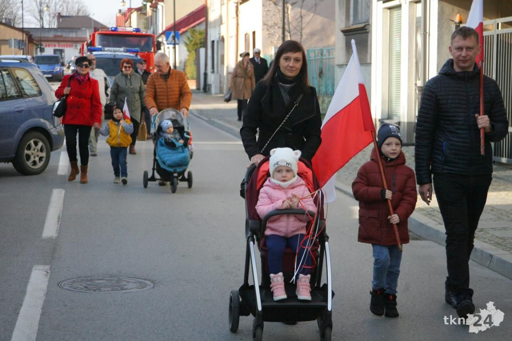 WIDEO: Końskie radują się w rocznicę odzyskania niepodległości