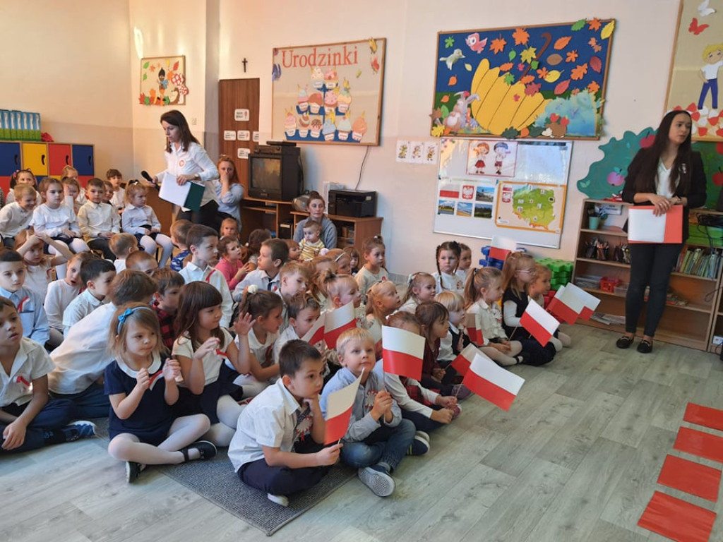 Uroczyste obchody Święta Niepodległości w Przedszkolu nr 4 [zdjęcia]