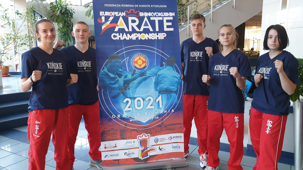 Oliwia Małecka dorzuca brąz. Trzy medale karateków w Rumunii! [zdjęcia]