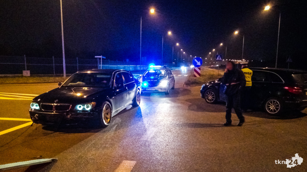 Kolizja bmw i mercedesa na koneckiej obwodnicy