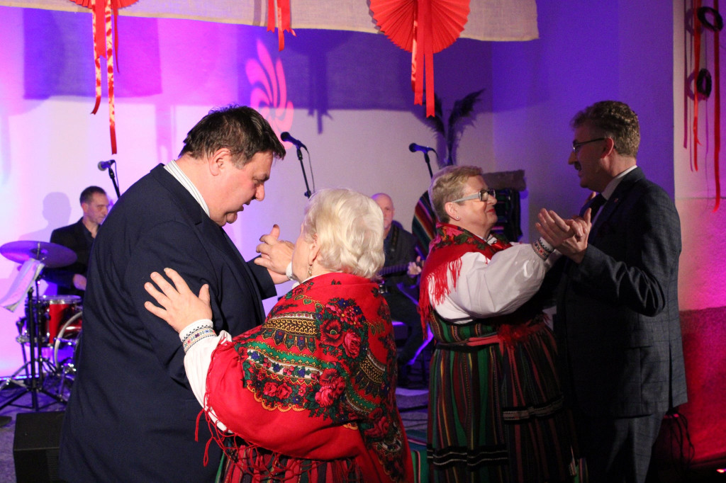 35-lecie zespołu Rogowianka. Moc życzeń, muzyki i tańca [wideo, zdjęcia]