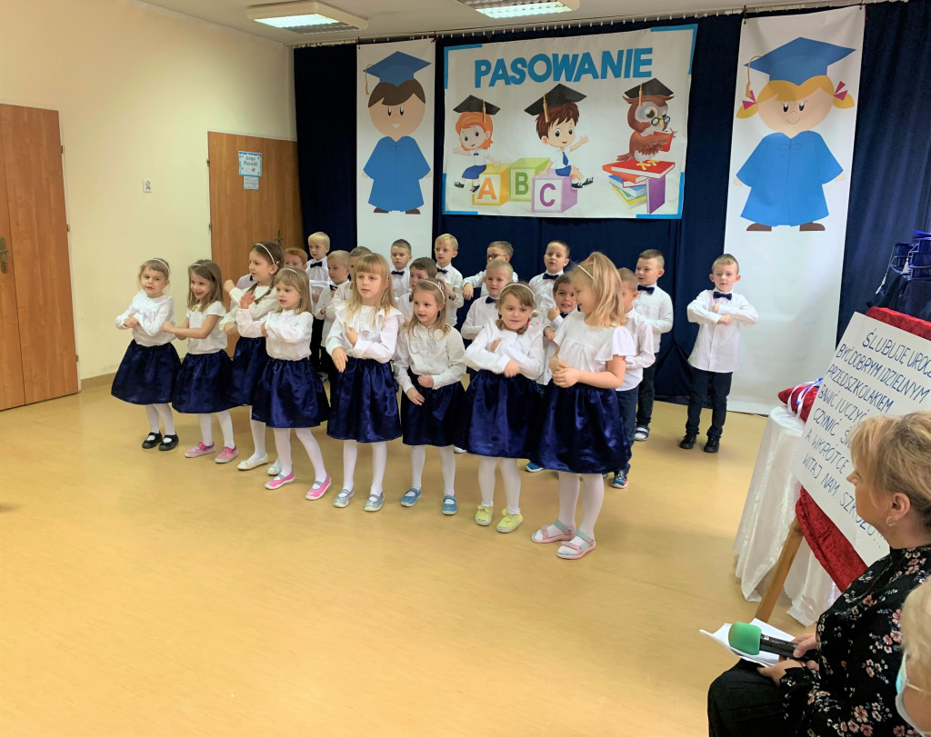 Pasowanie na zerówkowicza w Przedszkolu nr 2 w Końskich [zdjęcia]