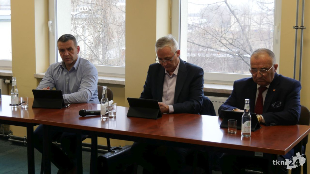 Podwyżki także w gminie Końskie i powiecie koneckim [wideo, zdjęcia]