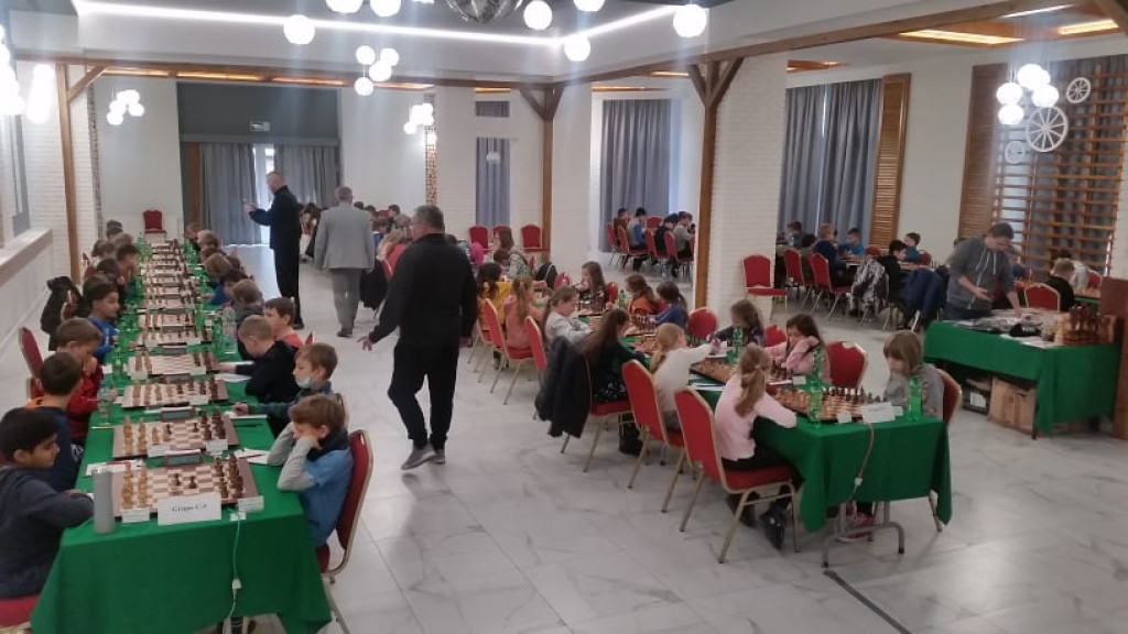 Szachowe Mistrzostwa Polski Juniorów w Sielpi [zdjęcia]
