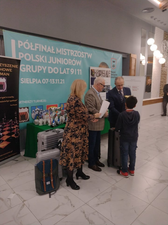Szachowe Mistrzostwa Polski Juniorów w Sielpi [zdjęcia]