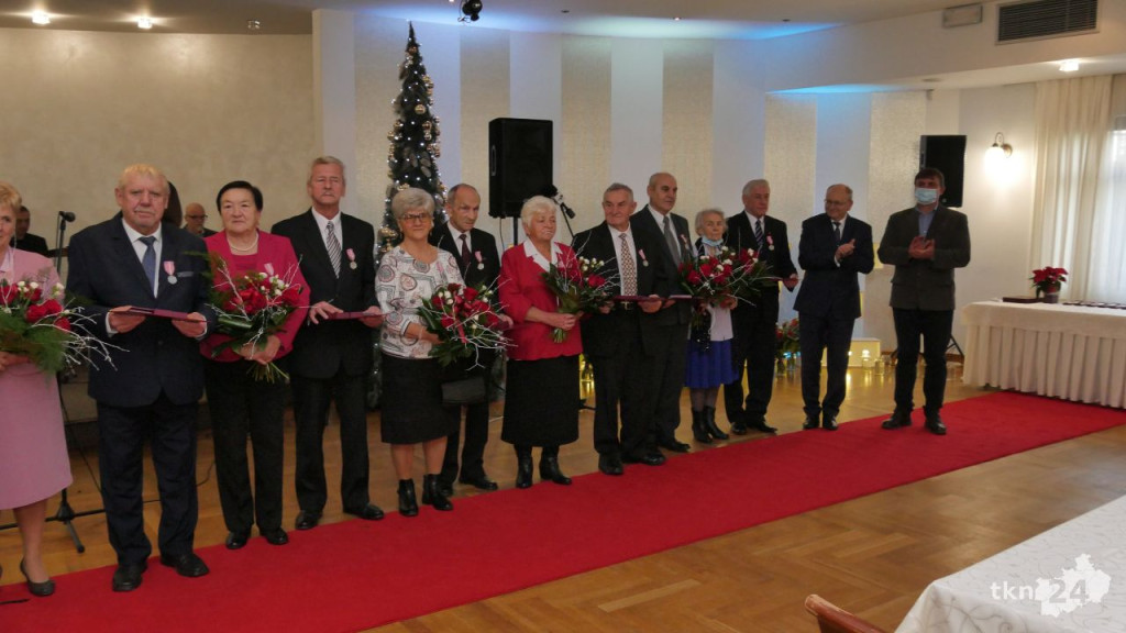 Wspaniałe Złote Gody koneckich par! [wideo, zdjęcia]