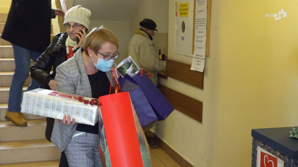 Trwa weekend cudów. Paczki jadą do potrzebujących [wideo, zdjęcia]