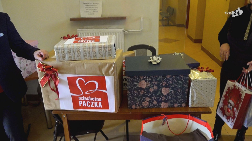 Trwa weekend cudów. Paczki jadą do potrzebujących [wideo, zdjęcia]