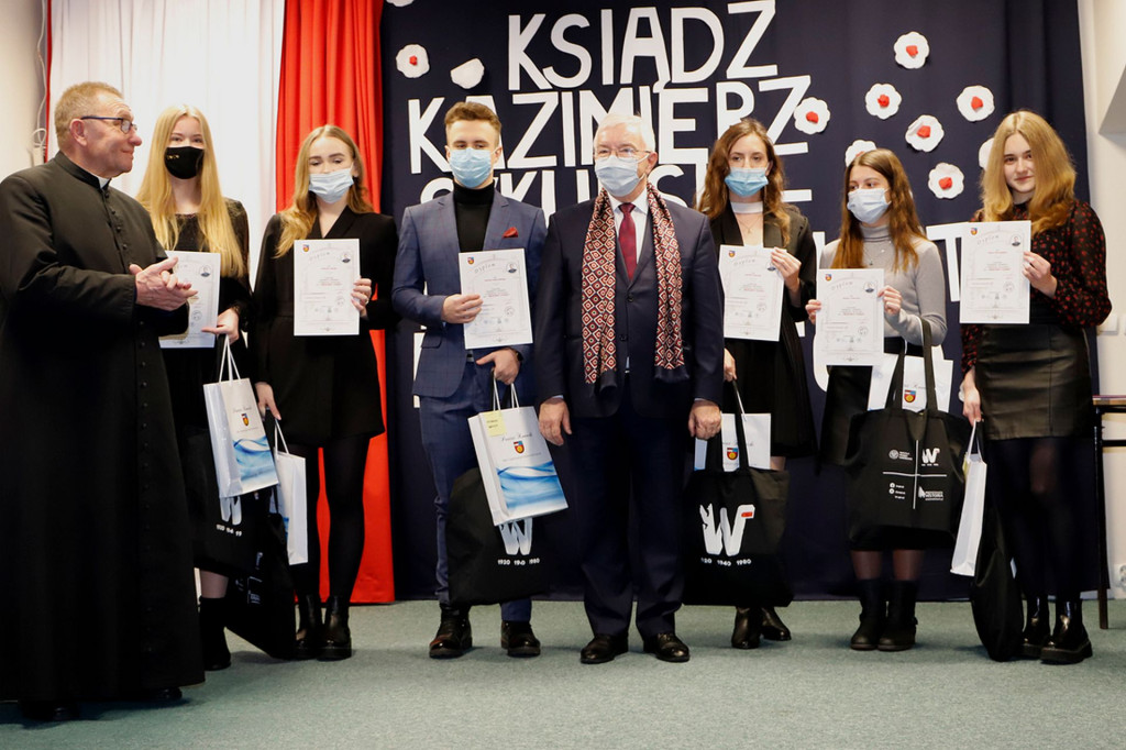 `Niezłomny patron`. Uroczystość ku czci patrona powiatu koneckiego [wideo, zdjęcia]