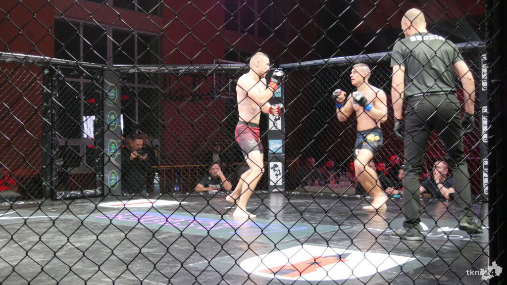 Wielkie emocje na gali MMA Wirtuoz Challenge Lucky 7 w Radoszycach! [fotogaleria]