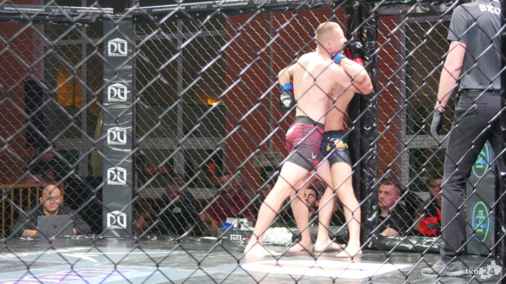 Wielkie emocje na gali MMA Wirtuoz Challenge Lucky 7 w Radoszycach! [fotogaleria]
