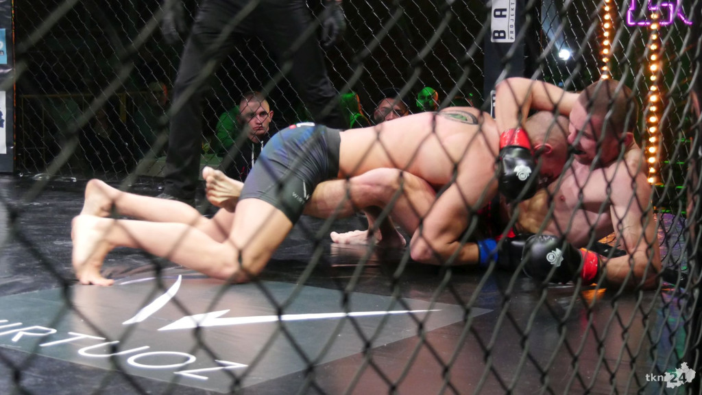 Wielkie emocje na gali MMA Wirtuoz Challenge Lucky 7 w Radoszycach! [fotogaleria]