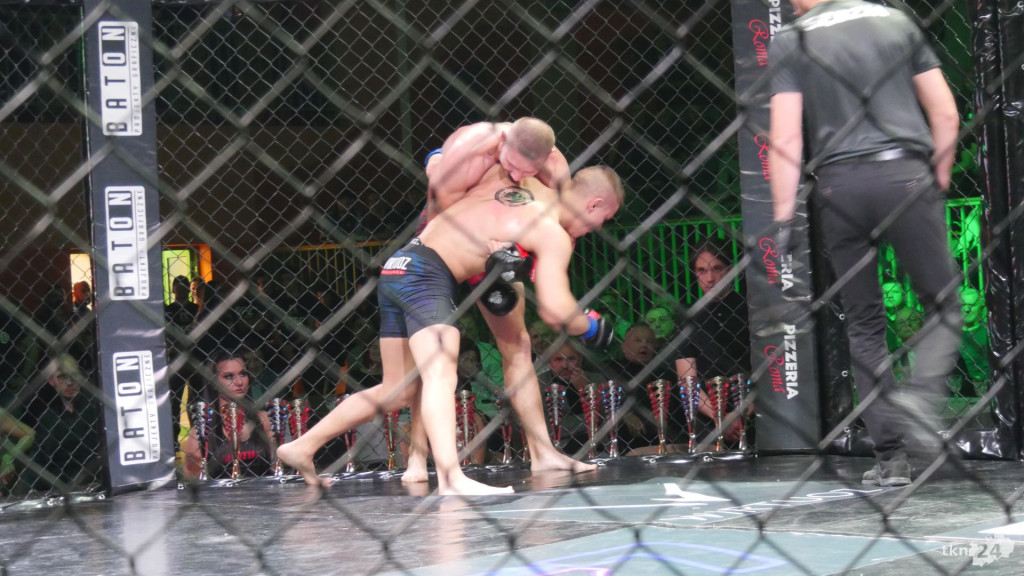 Wielkie emocje na gali MMA Wirtuoz Challenge Lucky 7 w Radoszycach! [fotogaleria]
