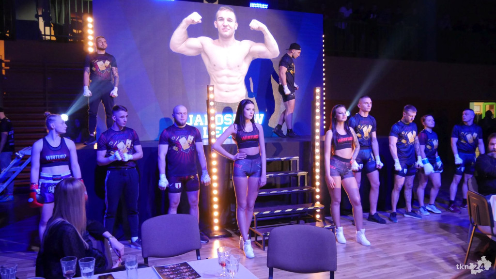 Wielkie emocje na gali MMA Wirtuoz Challenge Lucky 7 w Radoszycach! [fotogaleria]