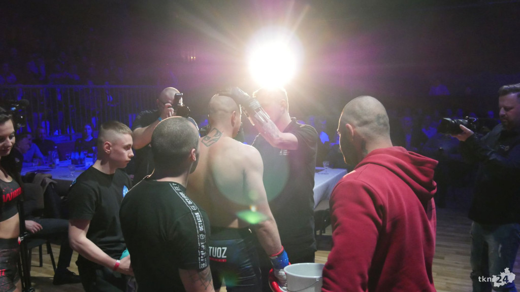 Wielkie emocje na gali MMA Wirtuoz Challenge Lucky 7 w Radoszycach! [fotogaleria]