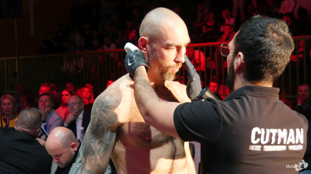 Wielkie emocje na gali MMA Wirtuoz Challenge Lucky 7 w Radoszycach! [fotogaleria]