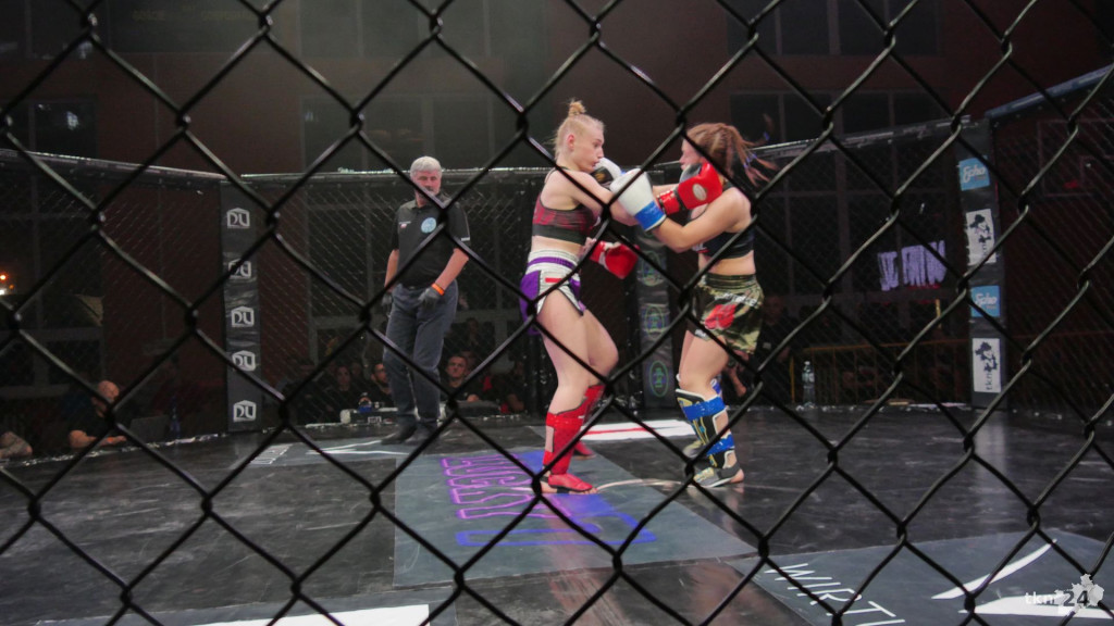 Wielkie emocje na gali MMA Wirtuoz Challenge Lucky 7 w Radoszycach! [fotogaleria]