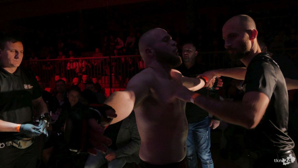 Wielkie emocje na gali MMA Wirtuoz Challenge Lucky 7 w Radoszycach! [fotogaleria]
