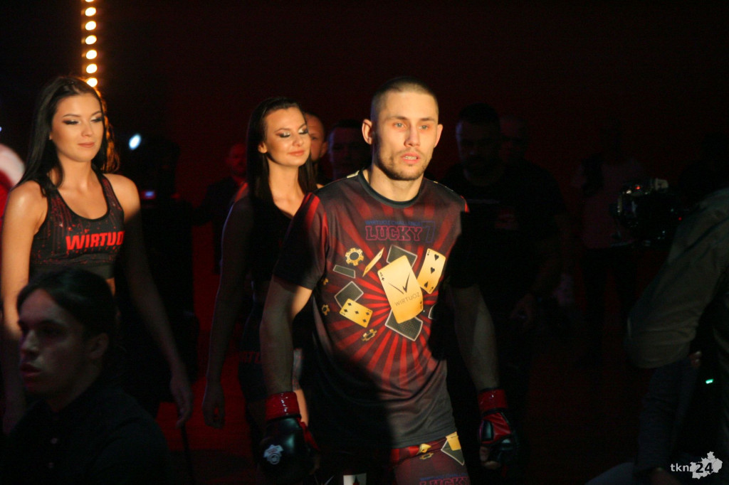 Wielkie emocje na gali MMA Wirtuoz Challenge Lucky 7 w Radoszycach! [fotogaleria]