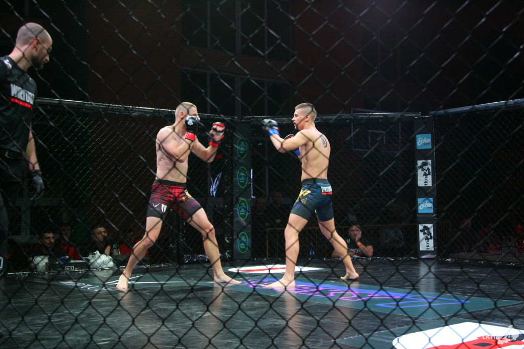 Wielkie emocje na gali MMA Wirtuoz Challenge Lucky 7 w Radoszycach! [fotogaleria]